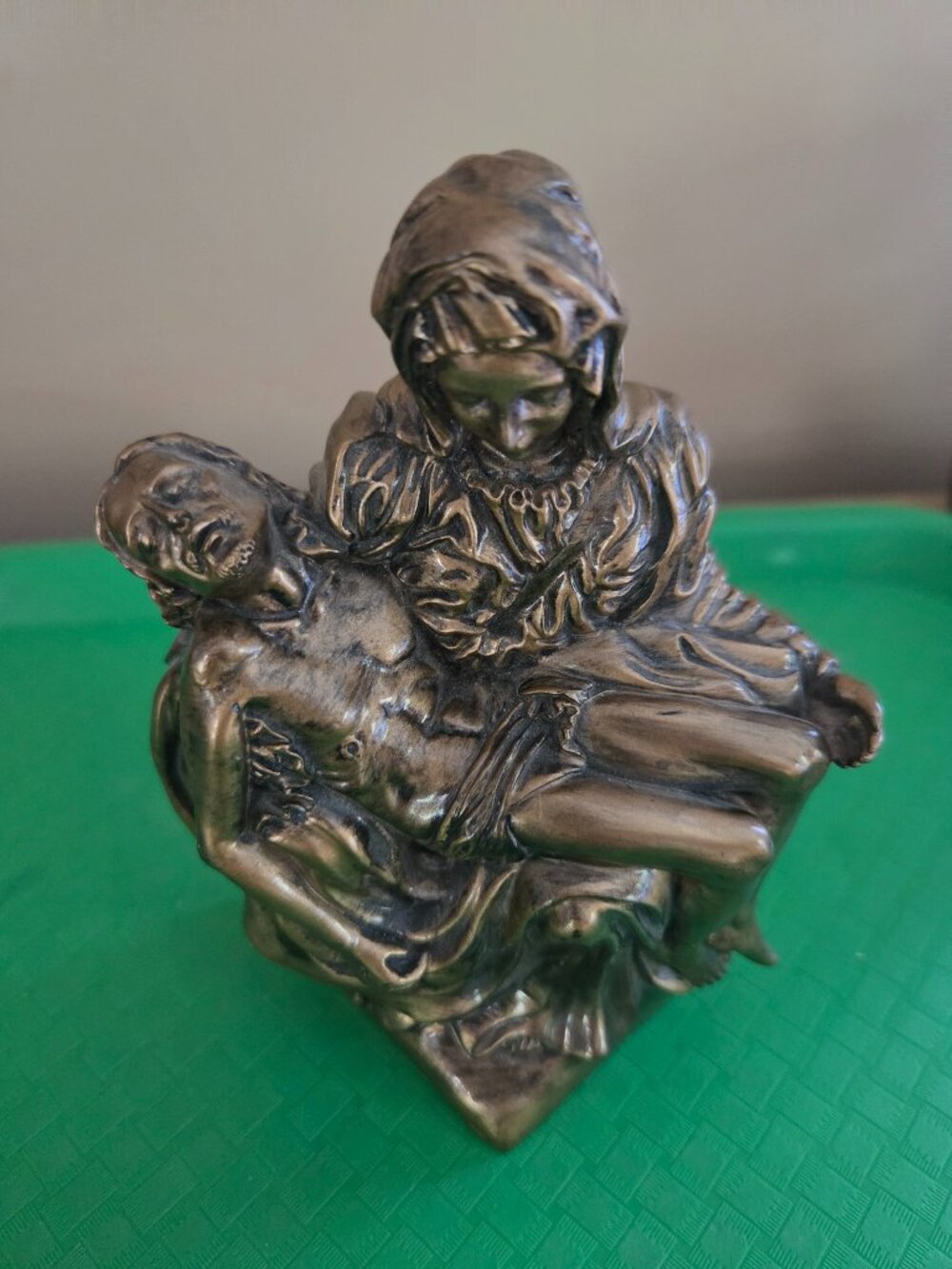 vintage lifesymbols pieta figurine replica Mary holding Jesus